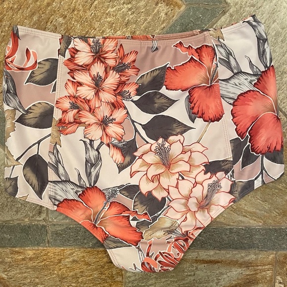✨rare✨ Kortni Jeane vintage Hawaiian bottoms - Picture 2 of 4